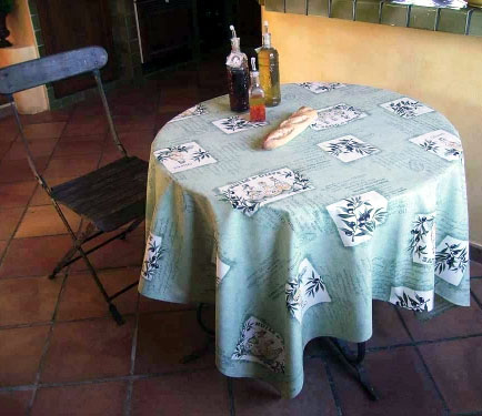 French Round Tablecloth Coated (olives Les Baux. mint green) - Click Image to Close